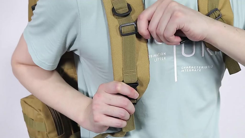 Mochila Grande Reforçada 65 Litros  4 em 1 Compartimentos removíveis